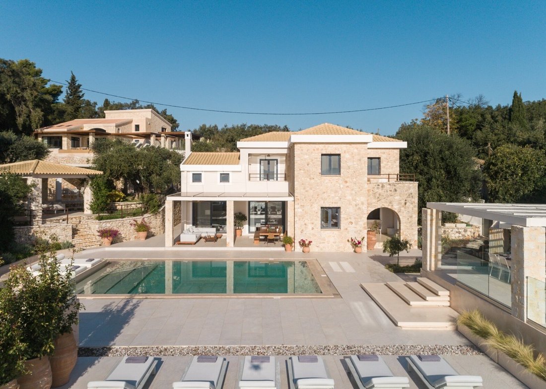 Villa in Northern Corfu, Peloponnese, Western Greece and the Ionian, Greece 1 - 12645127
