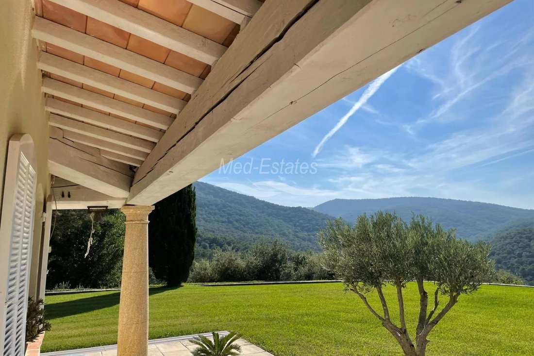 Exceptional Estate On 27 Hectars In La Môle, Provence Alpes Côte D'azur