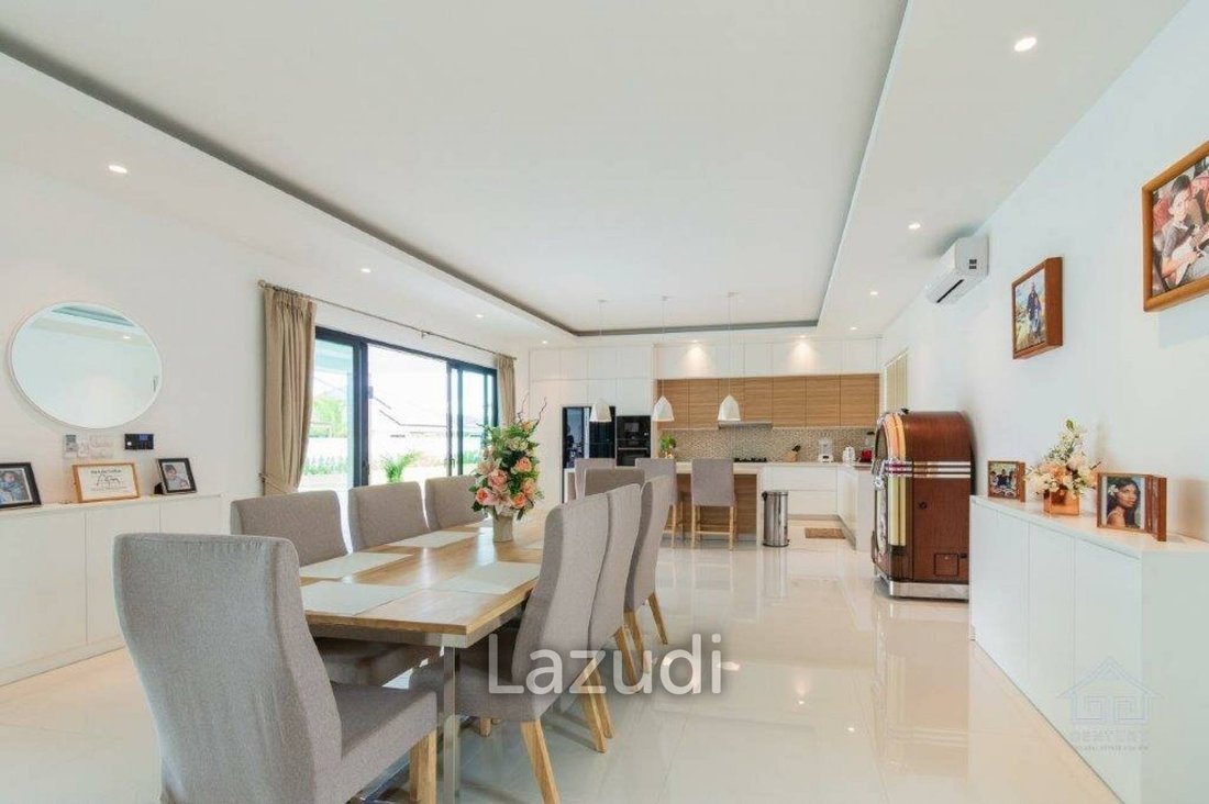 The Clouds Great Quality And Design 4 Bed In Cha Am, Phetchaburi