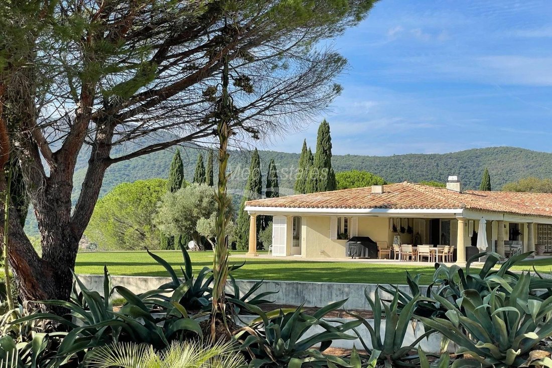 Magnificent Estate In Le Lavandou, Provence Alpes Côte D'azur, France