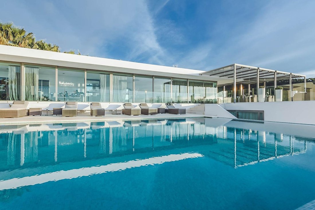 Villa in Balearic Islands, Spain 1 - 12640677
