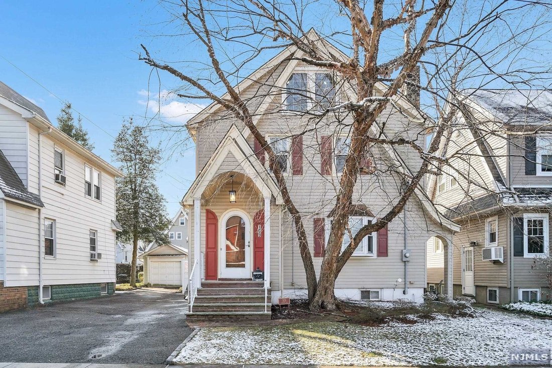 109 Garner Avenue En Bloomfield, Nueva Jersey, Estados Unidos En Venta