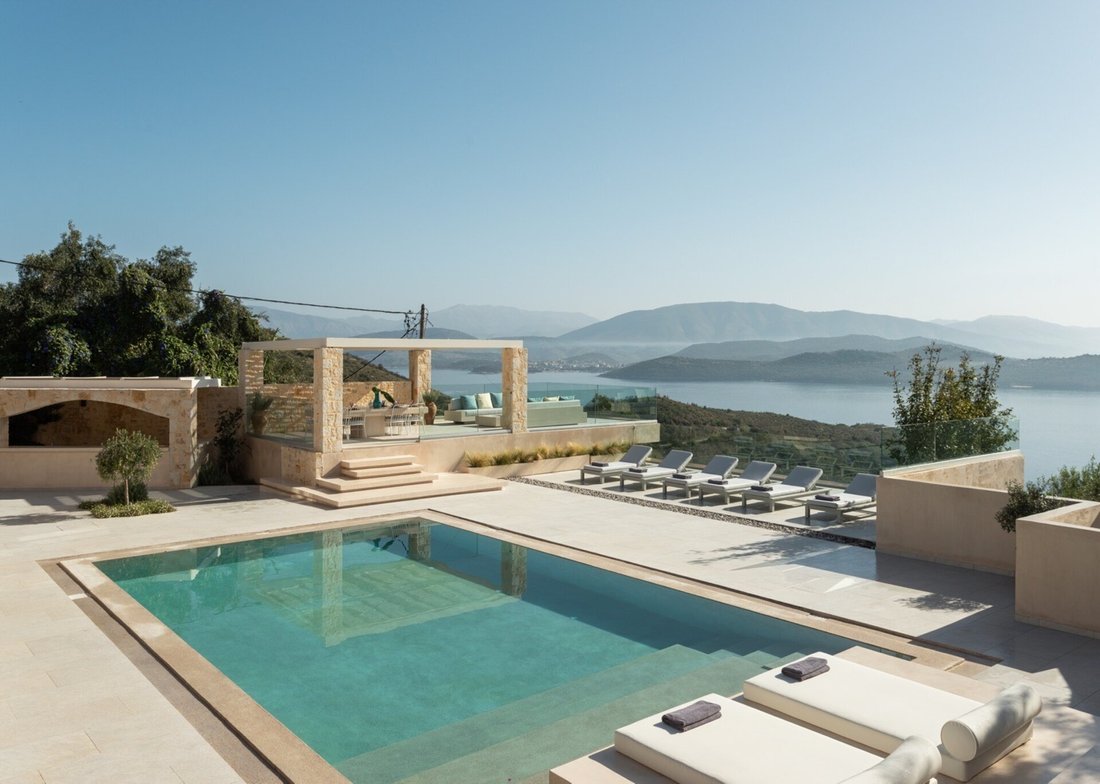 Villa in Northern Corfu, Peloponnese, Western Greece and the Ionian, Greece 2 - 12645127