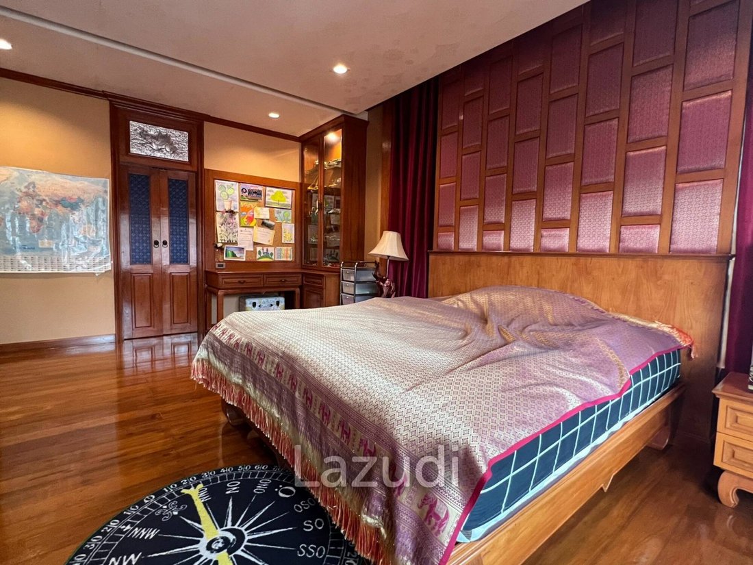 Villa in Pattaya City, Chon Buri, Thailand 4 - 12642640