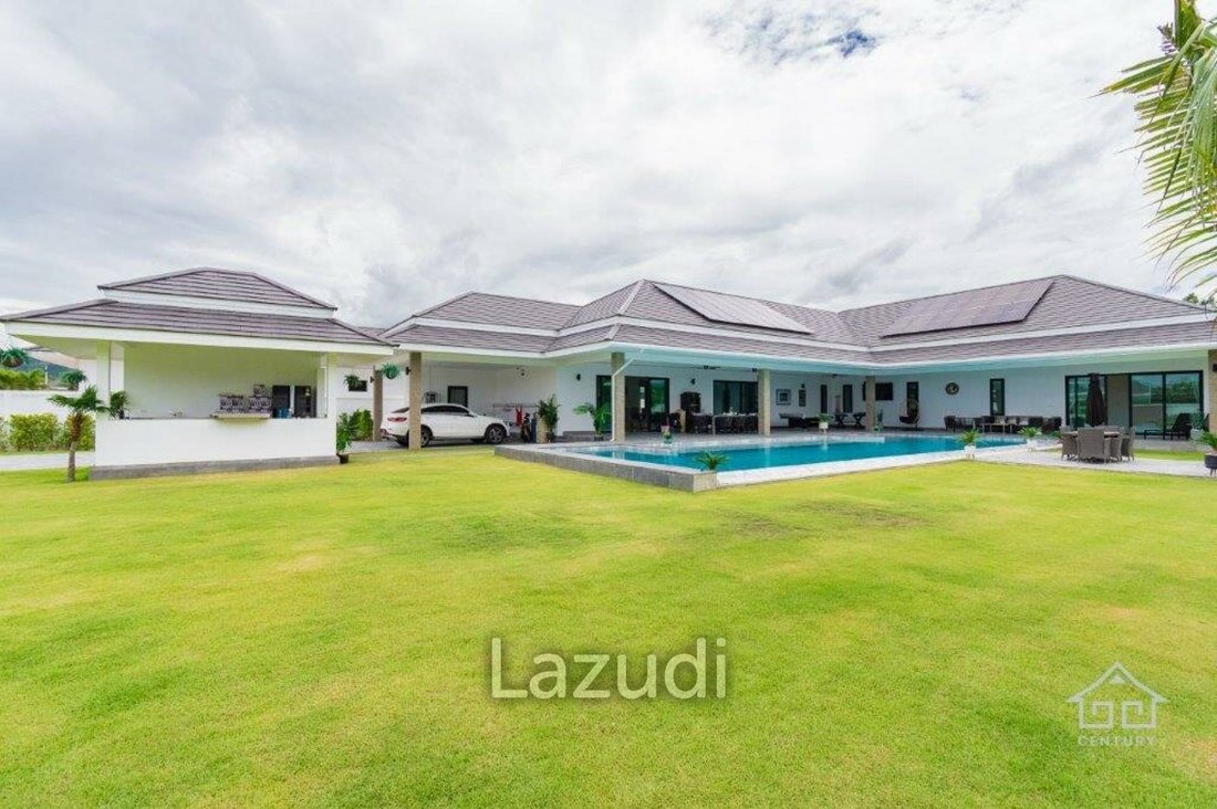 The Clouds Great Quality And Design 4 Bed In Cha Am, Phetchaburi