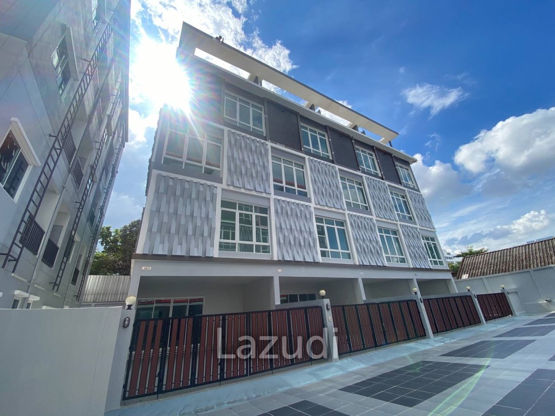 House in Bangkok, Bangkok, Thailand 1 - 12644684