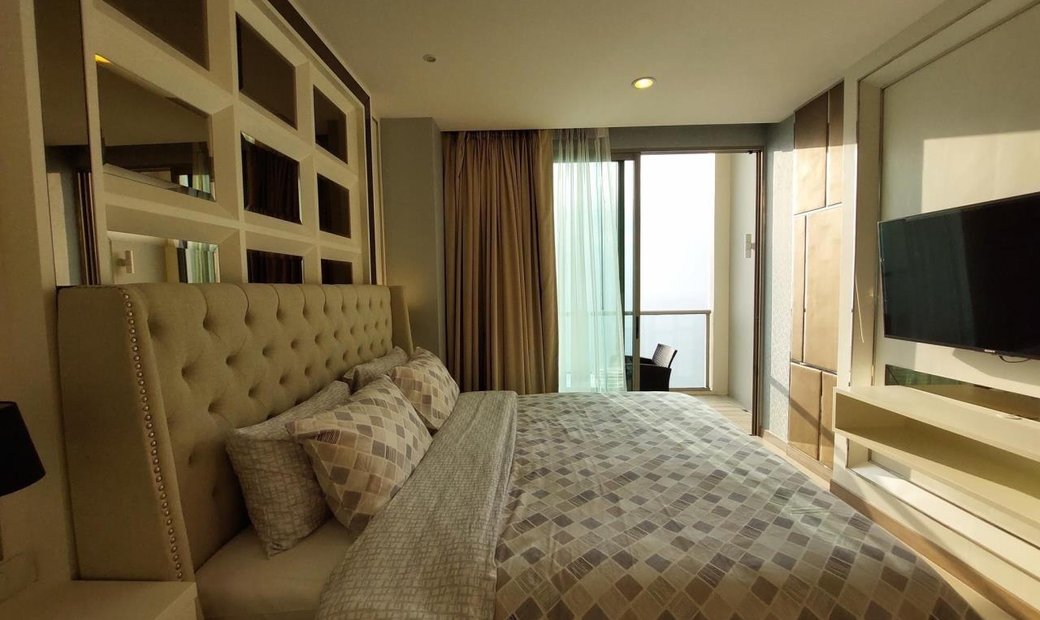 Penthouse à Vendre, The Riviera Wongamat Dans Bang Lamung District ...