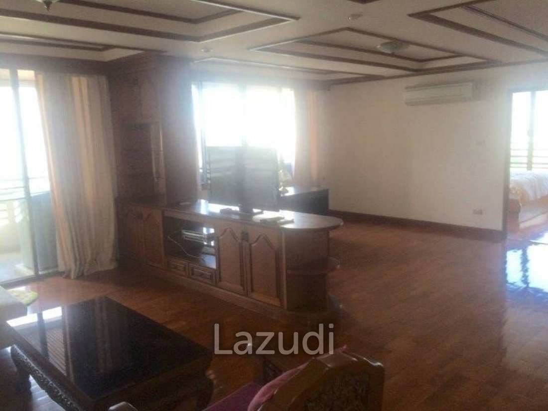 Apartment in Bangkok, Bangkok, Thailand 2 - 12647525