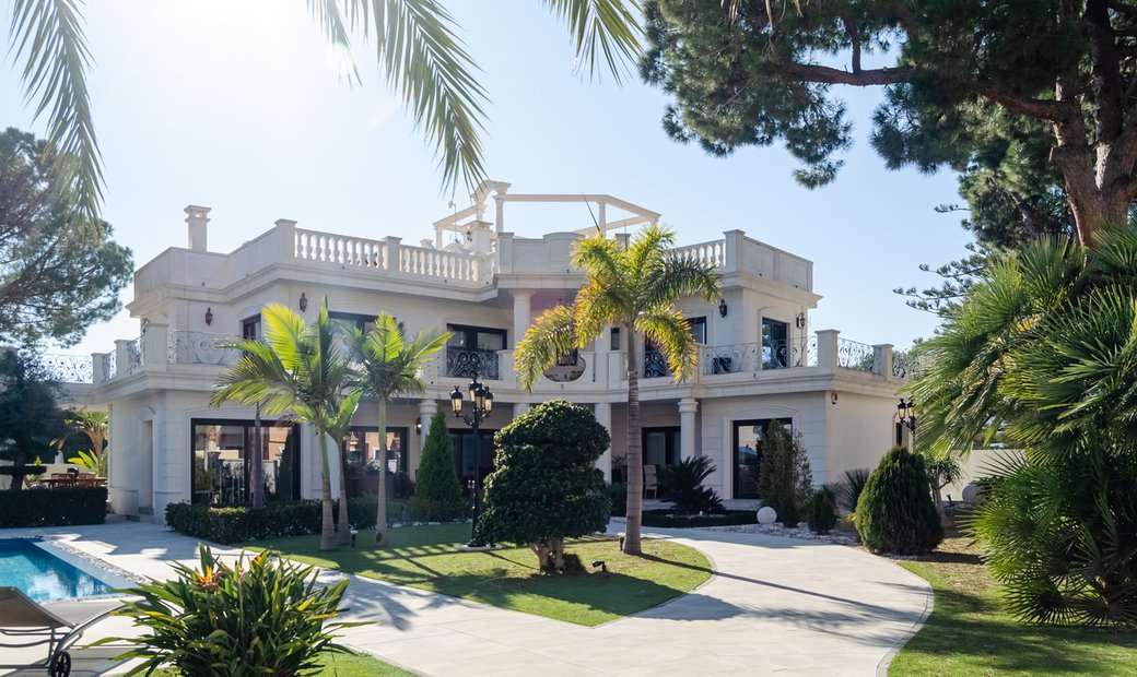 Campoamor Villa In Alicante, Valencian Community, Spain For Sale (12641381)