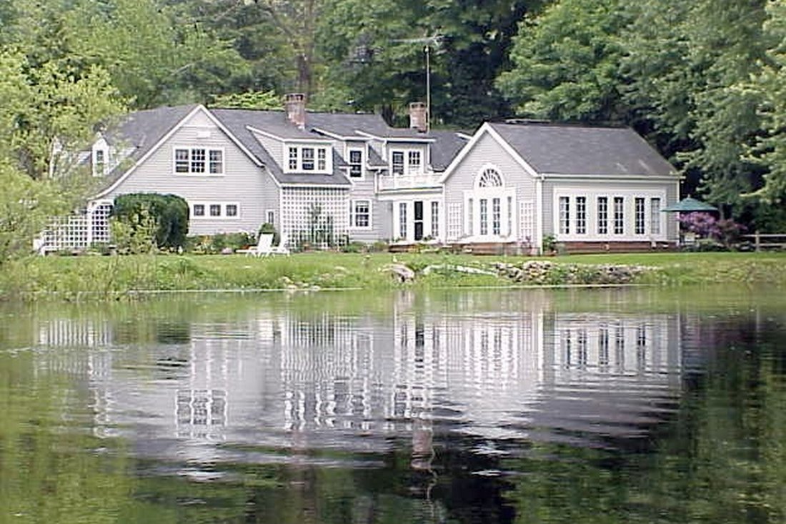 191 Cove Road, Oyster Bay, Ny In Upper Brookville, New York, United
