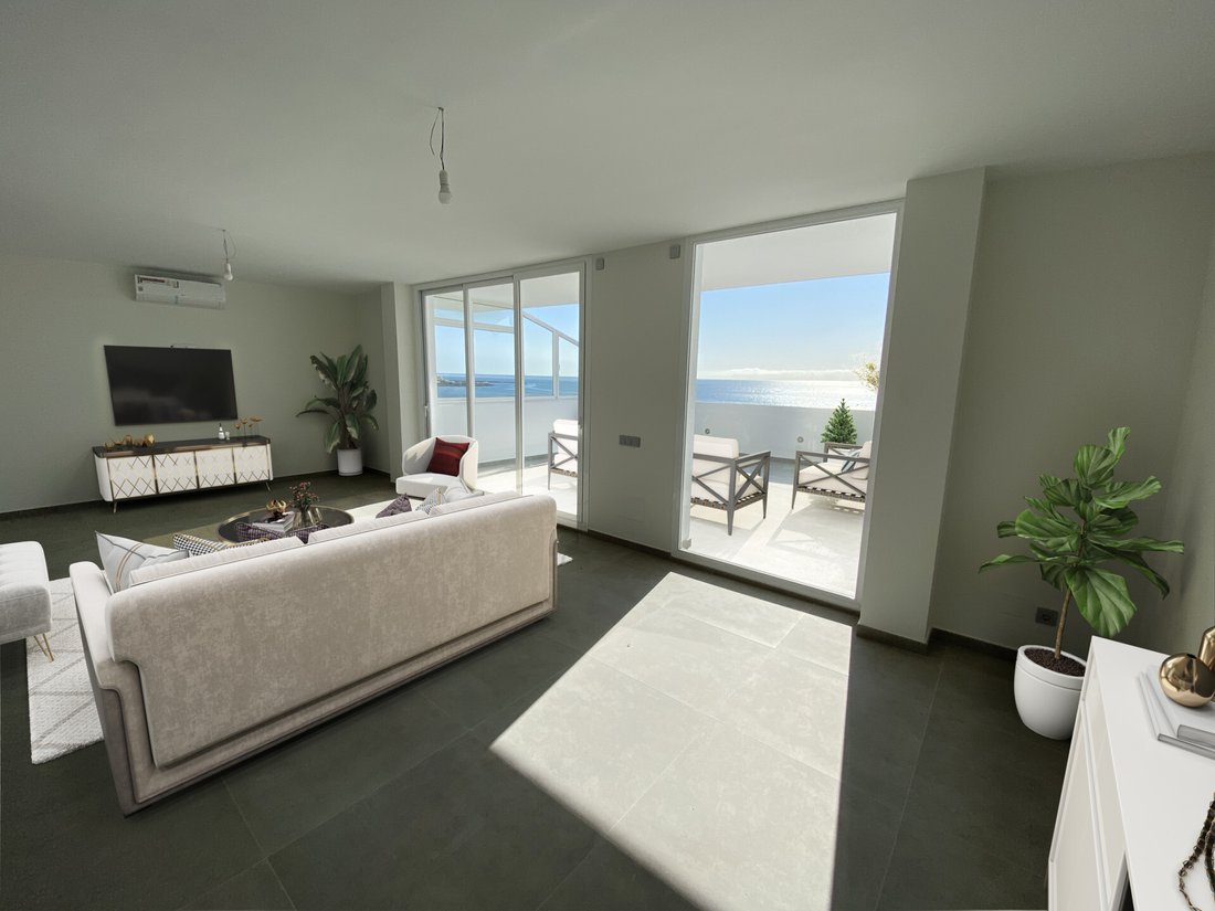 Newly Renovated 3 Bedroom Duplex Penthouse In Bahía Dorada, Andalusia, Spain For Sale (12650463)