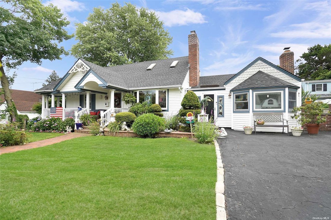 House Syosset In Syosset, Ny, United States For Sale (12648731)