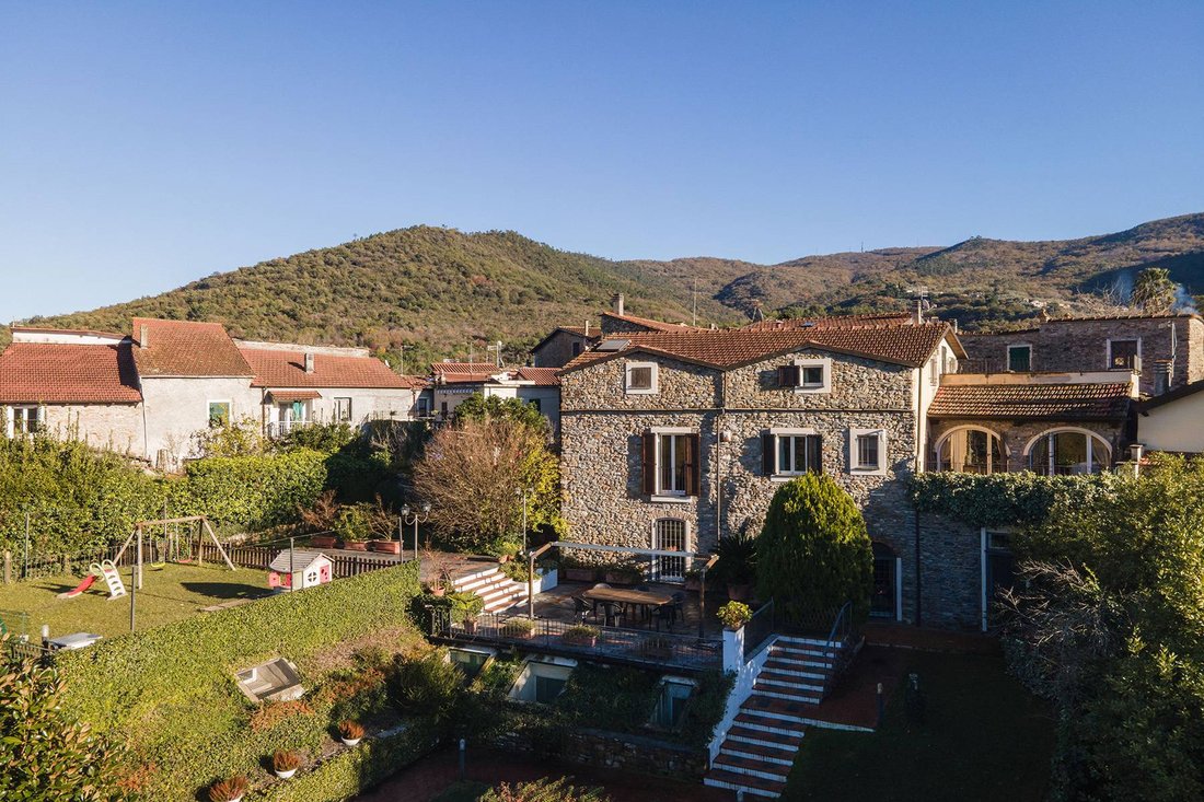Rustic In A Medieval Hamlet A Stone In Villanova D'albenga, Liguria