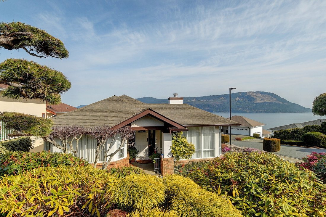 Arbutus Ridge Ocean Views In Cobble Hill, British Columbia, Canada For