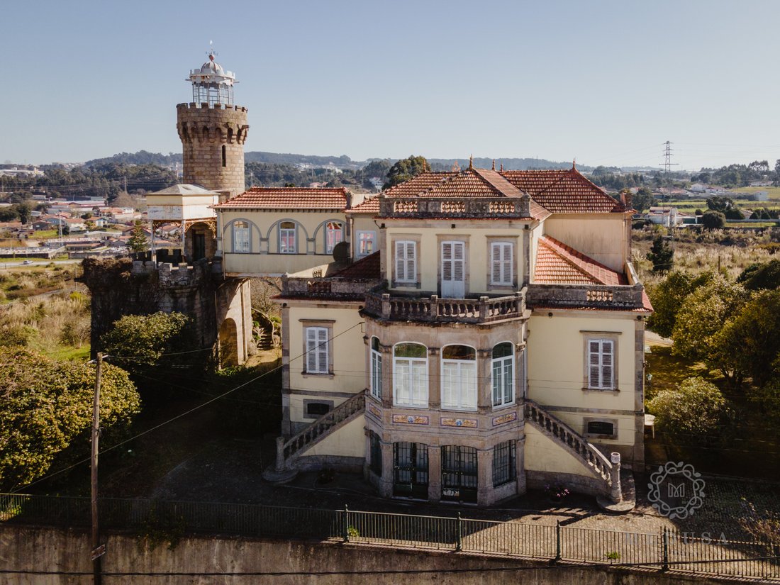 Farm Ranch in Mafamude e Vilar do Paraiso, Porto District, Portugal 1 - 12650924