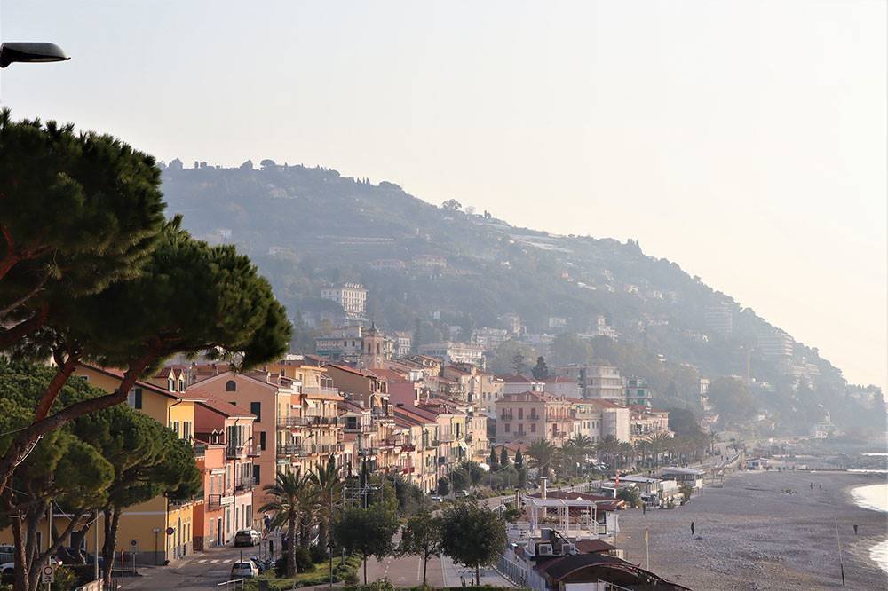 Villa in Center, Ospedaletti, Liguria 3 - 12651391