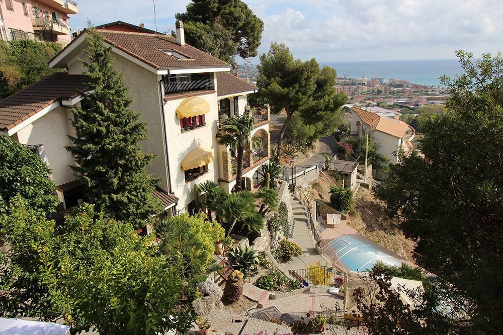 Villa in Nervia, Ventimiglia, Liguria 1 - 12651368
