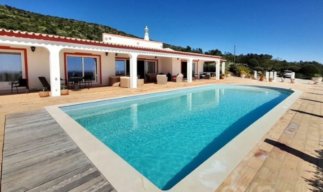 Villa 4 Bedrooms Sale Faro In Faro, Algarve, Portugal For Sale (12651616)