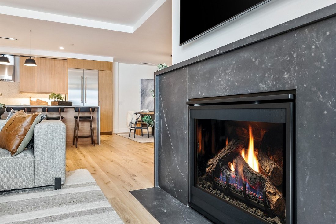 Frontgate Avon Residence 220 In Avon, Colorado, United States For Sale