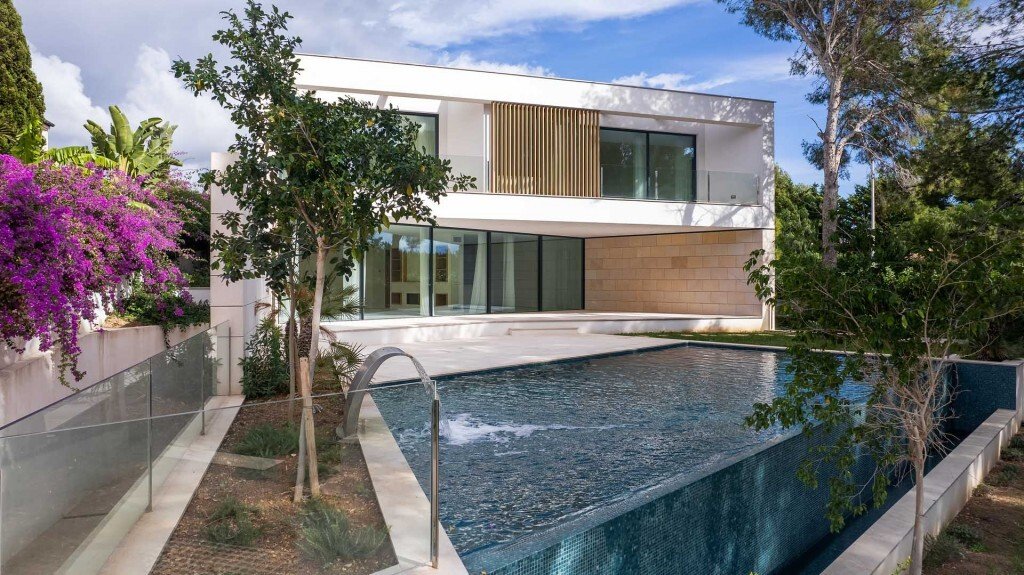 Villa in Rotes Velles, Calvia, Balearic Islands 1 - 12654821