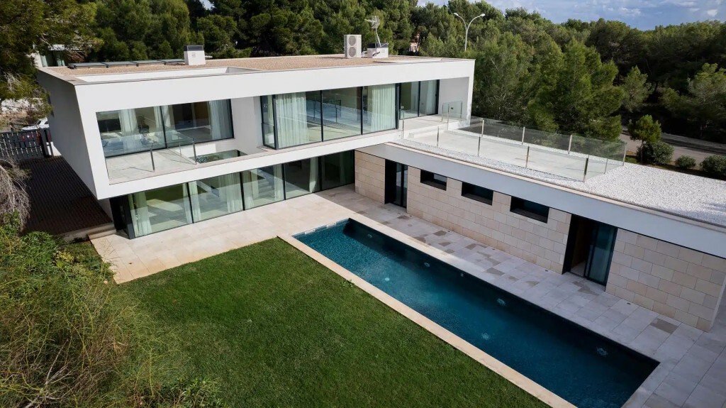 Villa in Rotes Velles, Calvia, Balearic Islands 1 - 12654806