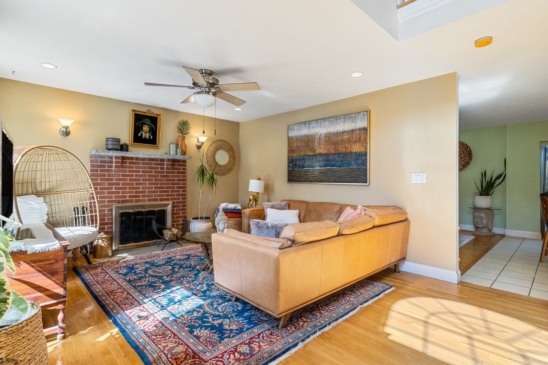 House in Bridgewater, Massachusetts, United States 5 - 12655632