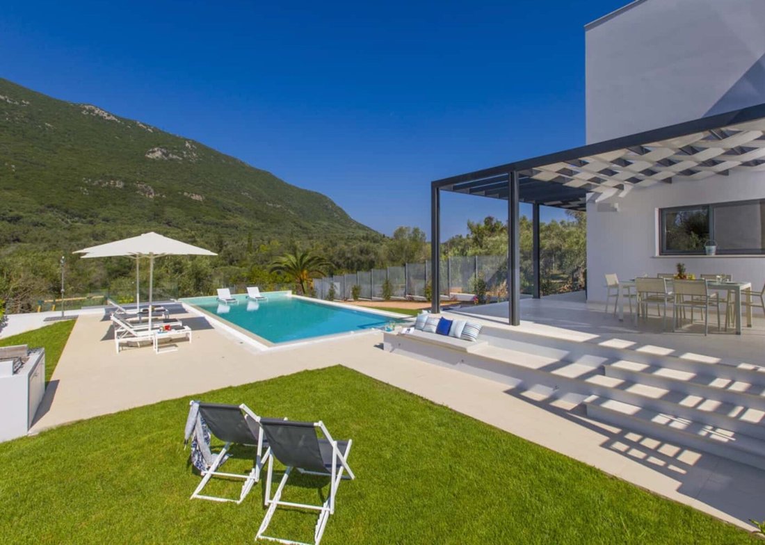 Villa in Meliteieis, Peloponnese, Western Greece and the Ionian, Greece 5 - 12656908