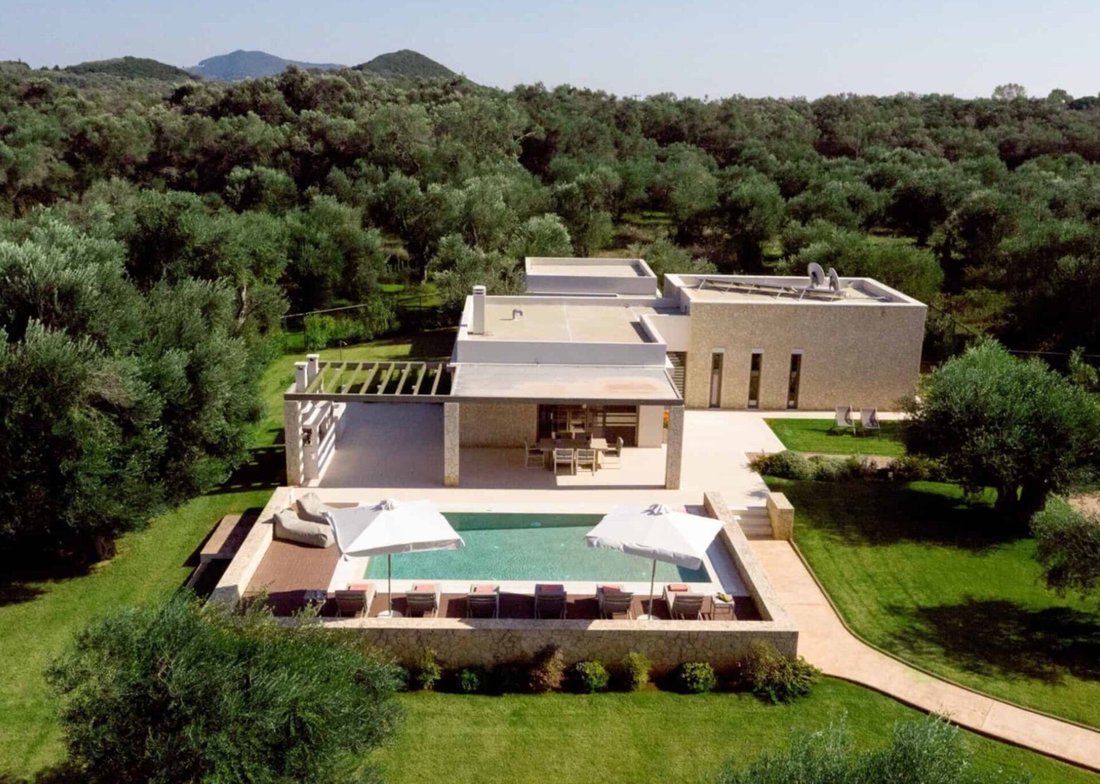 Villa in Meliteieis, Peloponnese, Western Greece and the Ionian, Greece 2 - 12656902