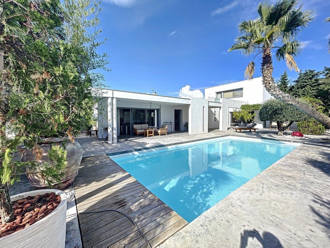 Perpignan House In Perpignan, Occitanie, France For Sale (12657863)