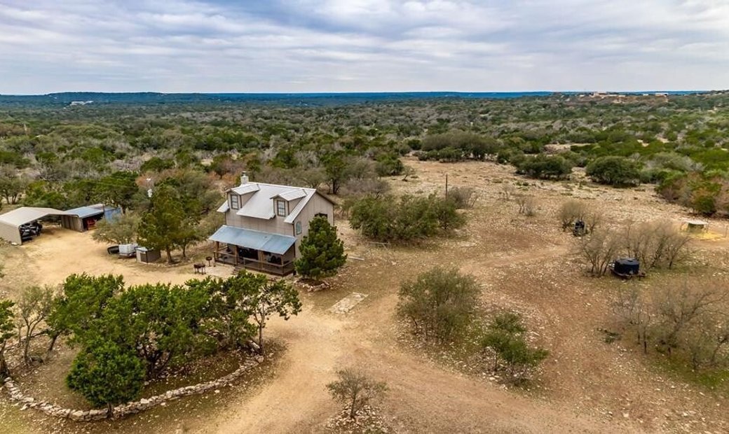 Farm/Ranch In Rocksprings, Texas, United States For Sale (12655933)
