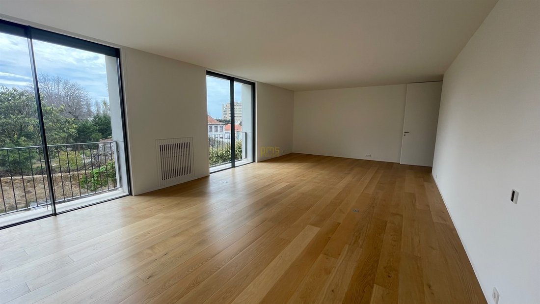 Apartment in Aldoar, Foz do Douro e Nevogilde, Porto District, Portugal 1 - 12657649