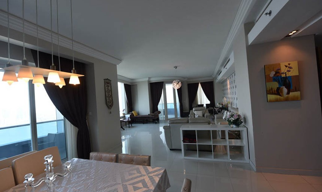 Spacious 4 Beds Luxury Apartment Full In Sharjah, Sharjah, United Arab