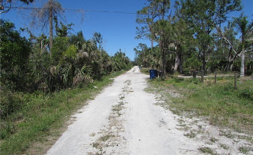 Terreno a Bokeelia, Florida, Stati Uniti 1