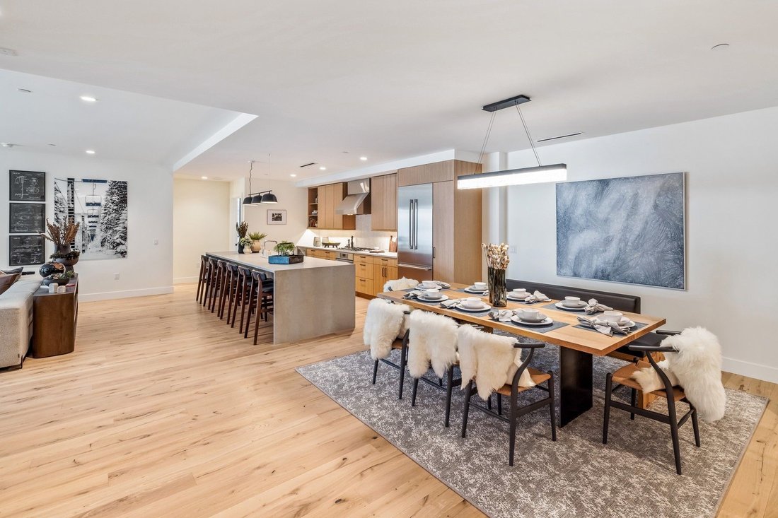 Frontgate Avon Residence 223 In Avon, Colorado, United States For Sale