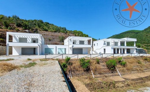 Villa in Capoliveri, Tuscany, Italy 1