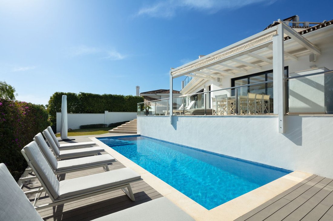 Villa in Puerto Banus, Marbella, Spain 5 - 12661900