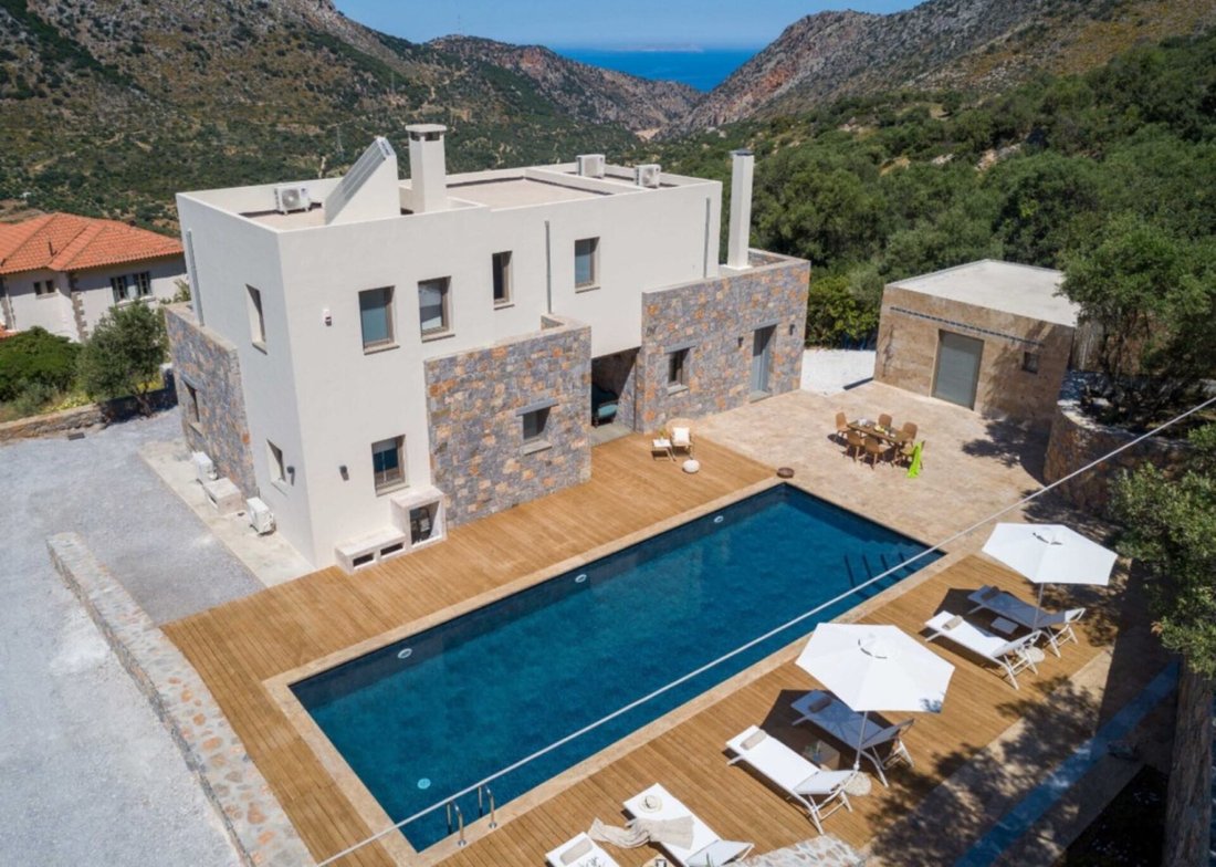 Villa in Community of Skinias, Agios Nikolaos Municipal Unit, Greece 4 - 12660858