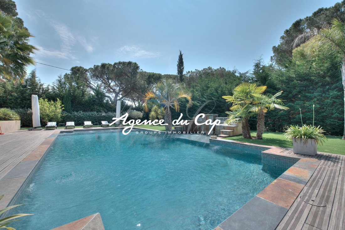 Prestigious Villa Saint In Saint Raphaël, Provence Alpes Côte D'azur
