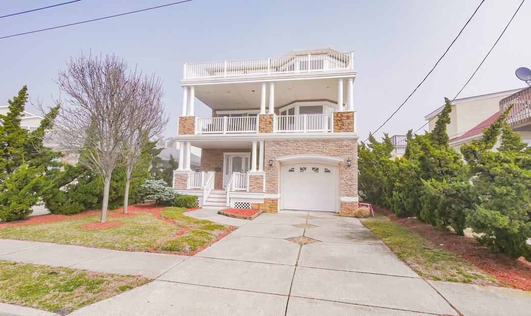 229 N 8th Street In Brigantine, New Jersey, United States For Sale