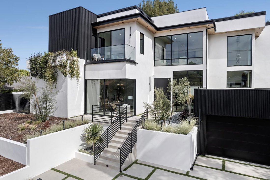 House in Los Angeles, California, United States 1 - 12662120