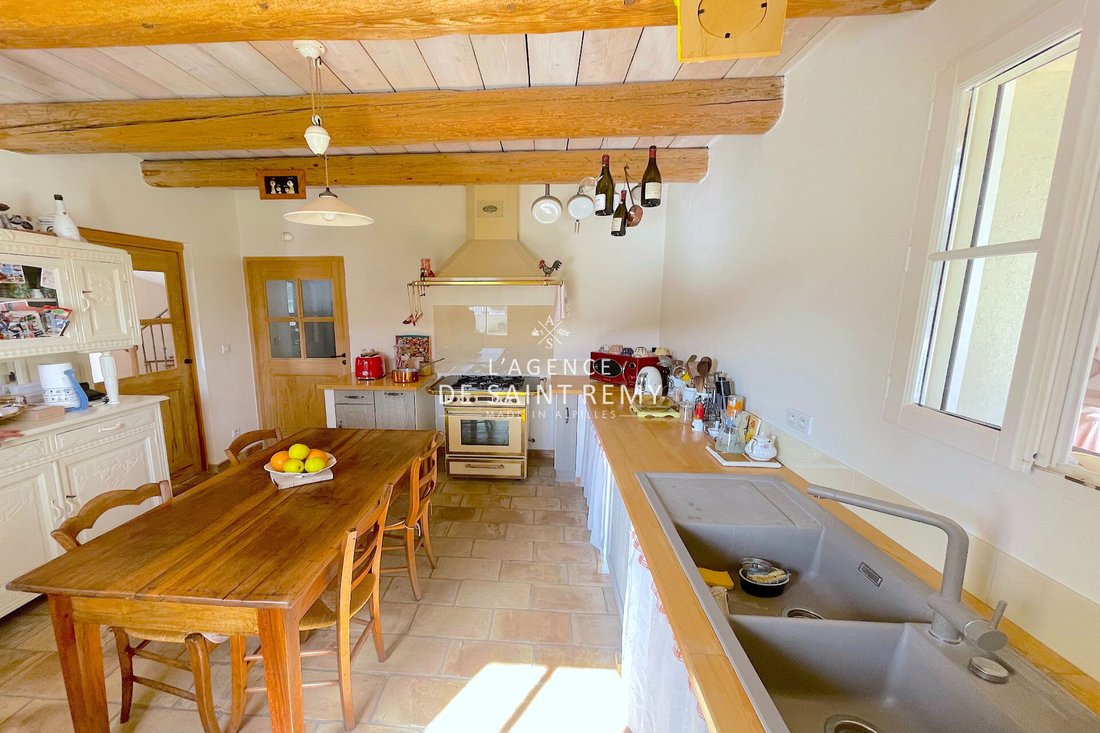Villa in Saint-Rémy-de-Provence, Provence-Alpes-Côte d'Azur, France 2 - 12662249