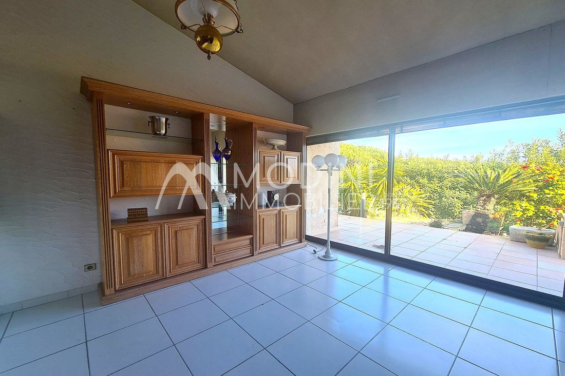 Villa in Ville-Les Saquedes-Le Bouillonnet, Sainte-Maxime, France 4 - 12626777