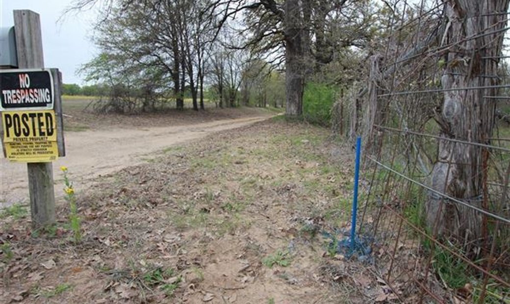 Peaceful And Picturesque Getaway In Rosser, Texas, United States For
