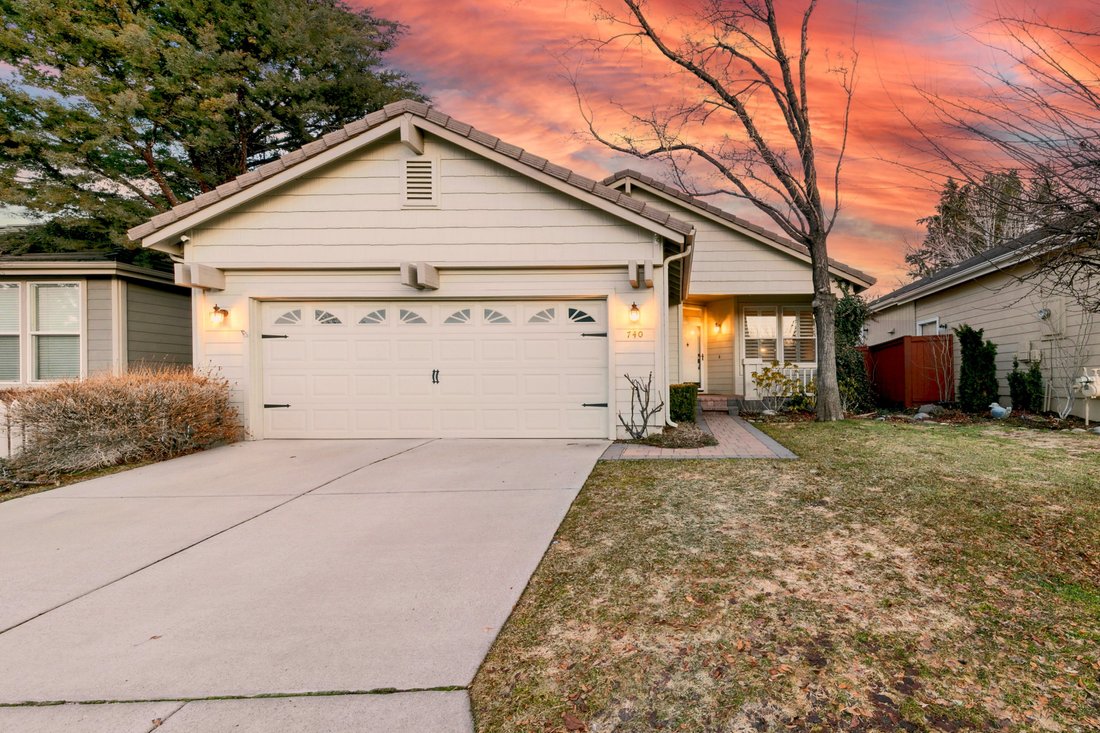 Casual Elegance In Caughlin Ranch In Reno, Nevada, United States For