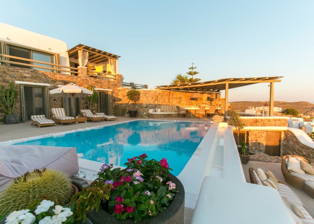 Villa in Ano Mera Community, Aegean, Greece 1 - 12664858