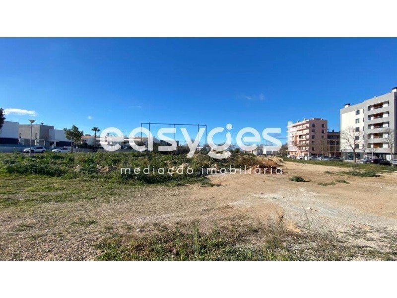 Urban Land With Construction Area Of 7158 M2 In In Loulé, Algarve