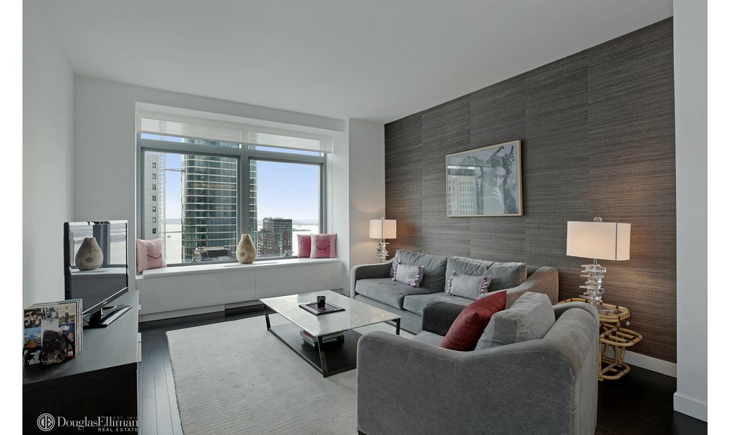 Condo New York In New York, New York, United States For Sale (12586529)