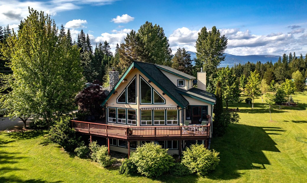 9776 Lakeshore Drive, Sagle, Id 83860 In Sagle, Idaho, United States