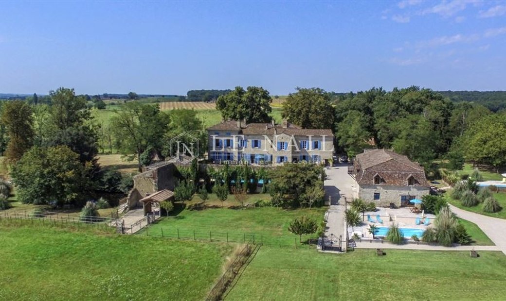 Beautiful Country House In In Miramont De Guyenne, Nouvelle Aquitaine