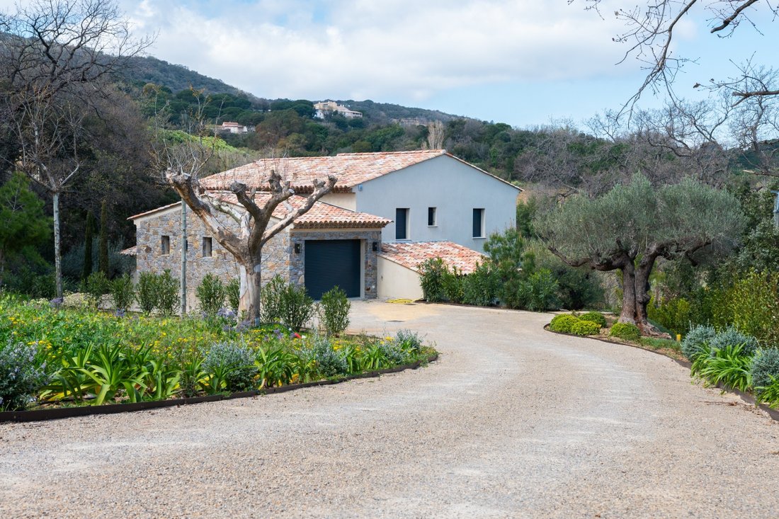 House in Ramatuelle, Provence-Alpes-Côte d'Azur, France 3 - 12004240